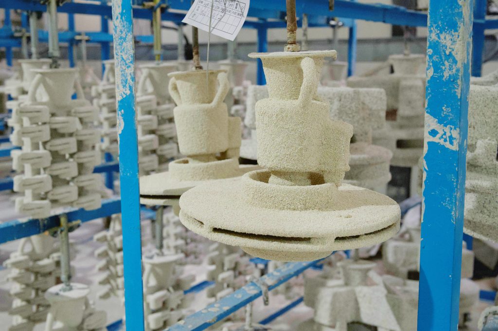 dried ceramic shell mold in investment casting process with uniform coating