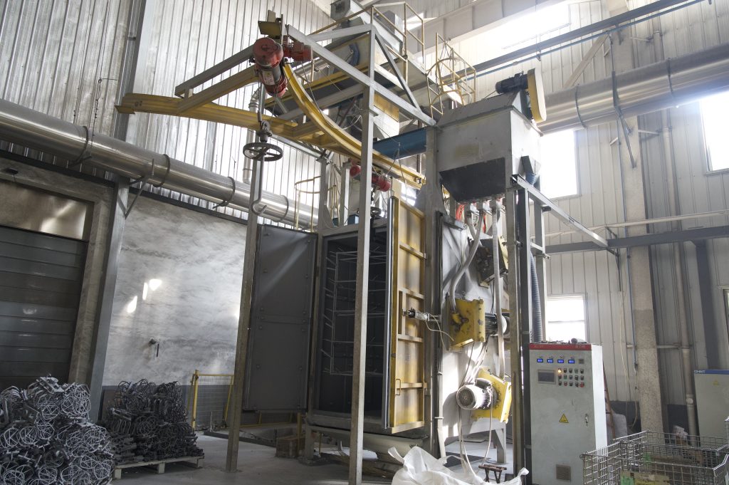 vibratory shell removal machine in investment casting process