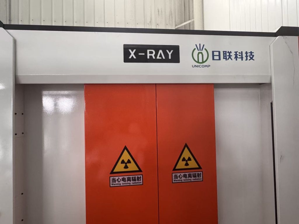 X-ray real-time imaging detecting porosity in 45mm thick metal casting